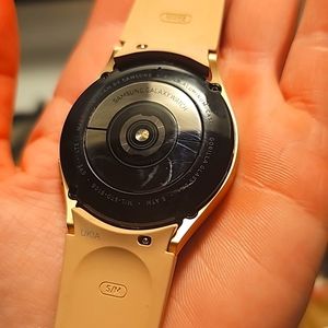 Samsung galaxy watch 4 rose gold brand new